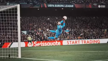 Dünyaca ünlü kaleci için flaş iddia: "Futbolu bırakabilir"