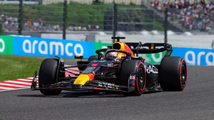 Formula 1Japonya Grand Prix'sinde Zafer Verstappen'in! Şampiyon Red Bull