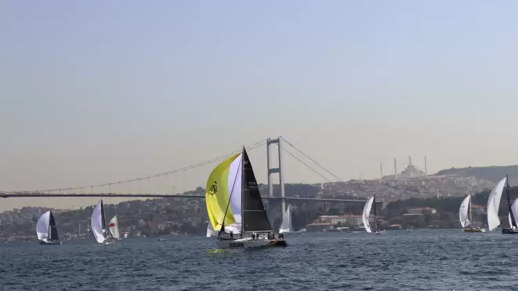 İstanbul’un iki incisinde yelkenler açtı