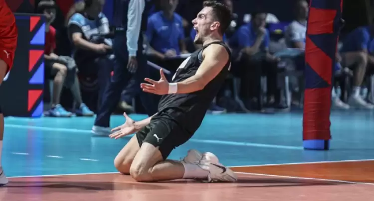 Bedirhan Bülbül, Avrupa Voleybol Şampiyonası Rüya Takım'a seçildi 