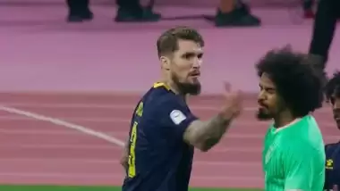 VİDEO - Beşiktaş, son anda vazgeçmişti! Rakibini tokatladı! 