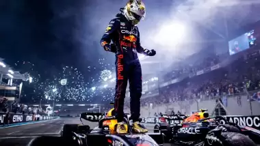 Son viraj! Formula 1'de şampiyon belli oluyor! 