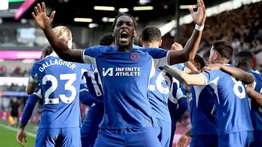 Maviler çıkışa geçti