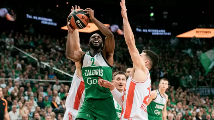 EuroLeague'nin sürpriz takımı Zalgiris Kaunas evinde Sırp devini yıktı