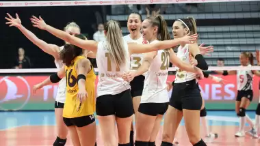 VakıfBank, ligde ilk maçında set vermedi 