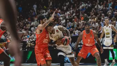 Fenerbahçe'de sakatlık şoku! Ayağında kırık tespit edildi...