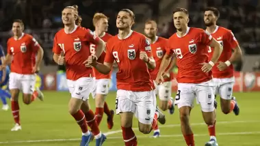 Avusturya, Almanya biletini cebine koydu