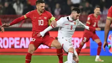 Tadic, yıldızlaştı! Sırbistan'ın umutları son maça kaldı