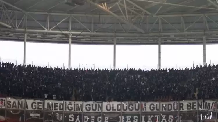 Beşiktaş taraftarı Galatasaray derbisinde tribündeki yerini alacak!