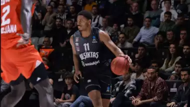 Kara Kartal, Avrupa'da yükseklerden uçuyor!