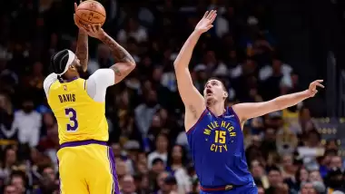 Jokic şov yaptı Nuggets, Lakers'ı eli boş gönderdi