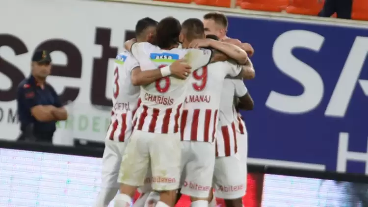 (Yazılı Özet) Corendon Alanyaspor-EMS Yapı Sivasspor Maç Sonucu: 1-2