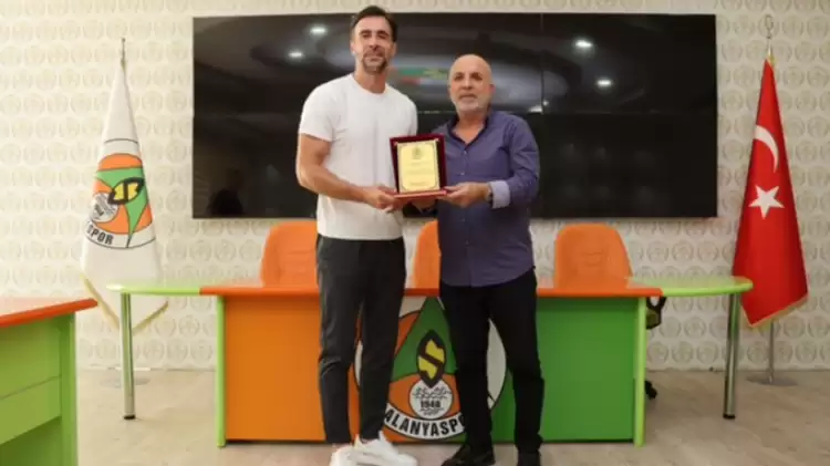 Alanyaspor'da Ömer Erdoğan ile yollar ayrıldı