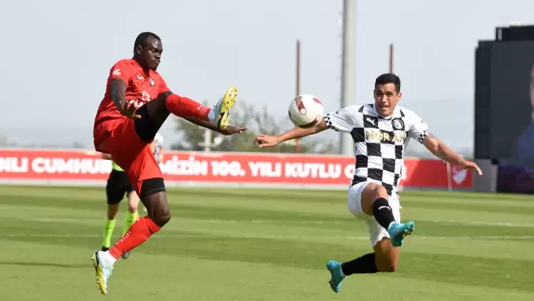 (ÖZET) Manisa FK -  Ahlatcı Çorum FK Maç Sonucu: 2-2