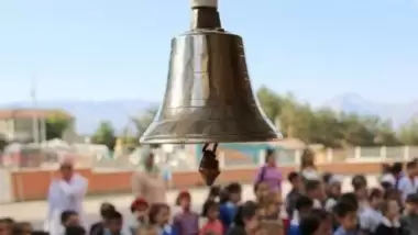 Öğrencilere bayram hediyesi! Okullar tatil