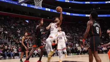 Kevin Durant ne yaptı öyle! 41 sayı...