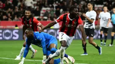 Türkiye’de kovuldu Fransa’da kral oldu!