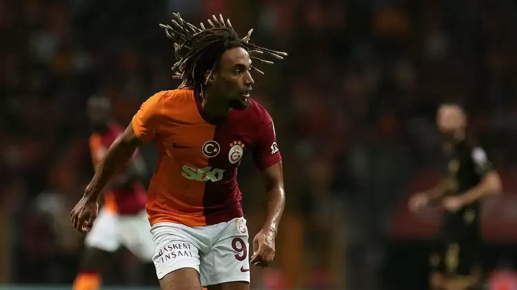 Galatasaray'da Sacha Boey transfer tekliflerini değerlendireceğini yönetime iletti