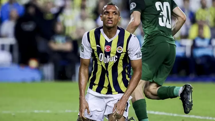 Fenerbahçe'de Rodrigo Becao ameliyat edildi