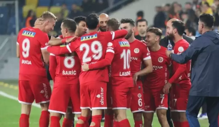 (Yazılı Özet) MKE Ankaragücü-Fraport Tav Antalyaspor Maç Sonucu: 0-4