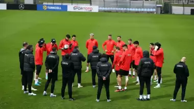 Montella ve öğrencileri kampa girdi