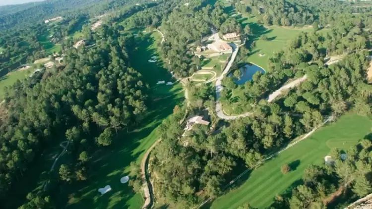 İspanya Ligi lideri Girona, neden kiralık golf sahasında antrenman yapıyor?