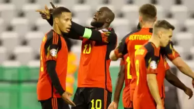 Lukaku, 37 dakikada 4 golle dengeleri değiştirdi!