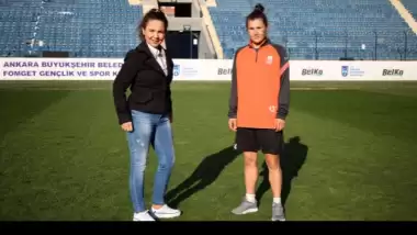 Kulüp Başkanı'ndan Kadın futbolcuya hareket tepki çekti!