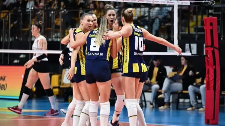 VakıfBank'ın namağlup ünvanına Fenerbahçe son verdi