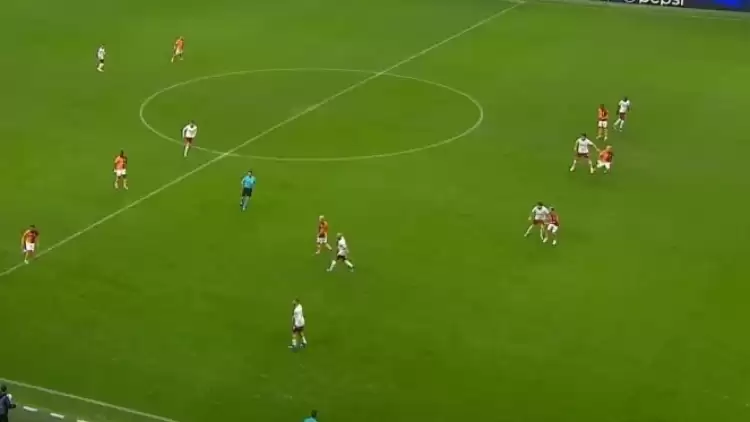 Galatasaray - ManU maçında Icardi attı, milimetrik ofsayt devreye girdi