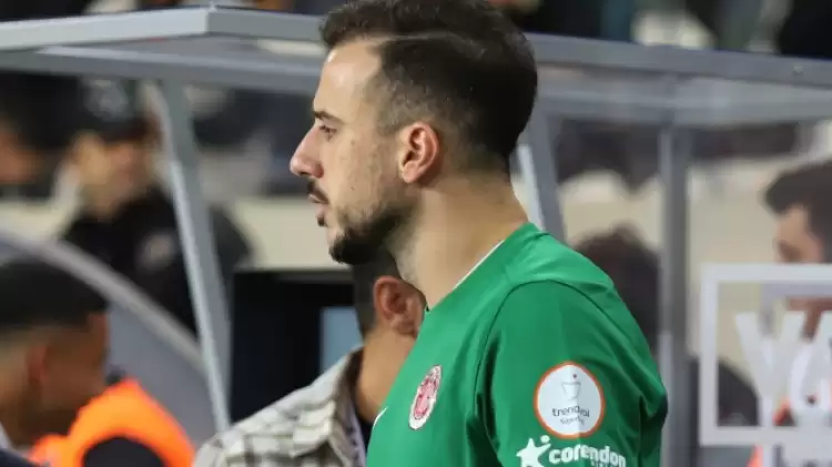Eldivenleri İsrailli futbolcuya vermişti! Antalyaspor'da Helton şoku