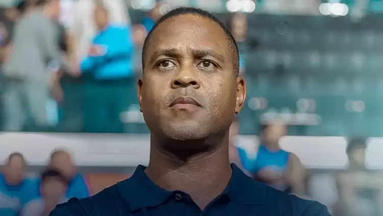 Adana Demirspor, Patrick Kluivert ile yollarını ayırdığını açıkladı