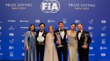 FIA Ödül Töreninde şampiyonlar kupalarına kavuştu!