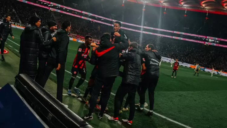 E. Frankfurt - Bayern Münih: 5-1 (Maç sonucu - yazılı özet)