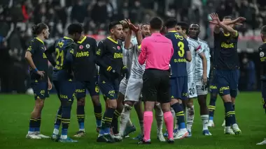 Derbinin tartışmalı pozisyonları! Eski hakemler yorumladı