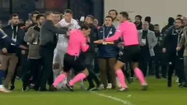 Flaş | Halil Umut Meler'e saldıranlar adliyeye sevk edildi!