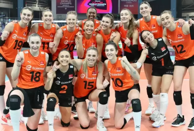 Eczacıbaşı, FIVB Kadınlar Dünya Kulüpler Şampiyonası'na galibiyetle başladı