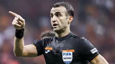 Atilla Karaoğlan, Rennes - Villarreal maçında kural öğrendi!