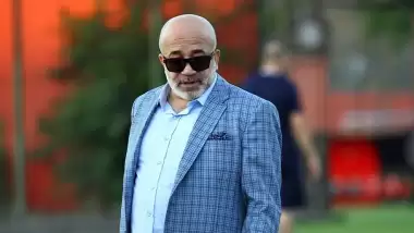 Murat Sancak düğmeye bastı! Ön liberoya milli futbolcu... 