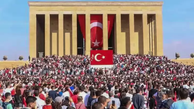 Altınordu Gençliği Atası’nın Huzuruna Çıktı