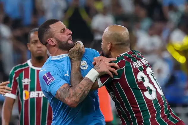 Dev final sona erdi Felipe Melo ile Kyle Walker kavga etti!