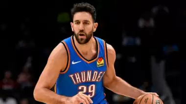 Efes'i zirveye taşıdı NBA'de havlu sallıyor