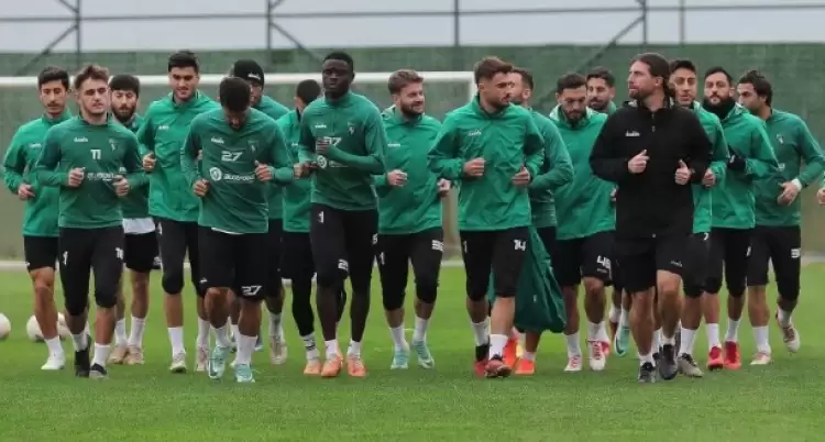 Kocaelispor'da 4 ayrılık! Takım bulmaları istendi...