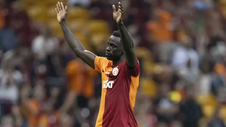 Galatasaray'da Davinson Sanchez ülkesine gitti!