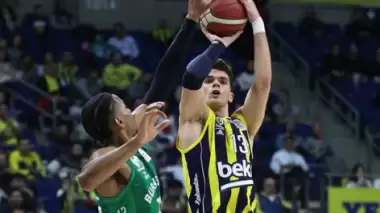 Fenerbahçe Saras'la kazanarak 2024'e gidiyor