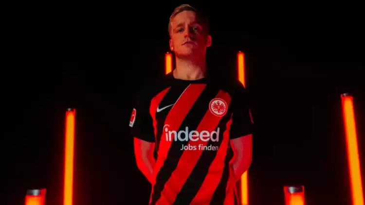 Donny van de Beek, Eintracht Frankfurt'a transfer oldu!