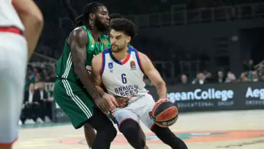 Anadolu Efes, Ataman'lı Pana engelini aşamadı!