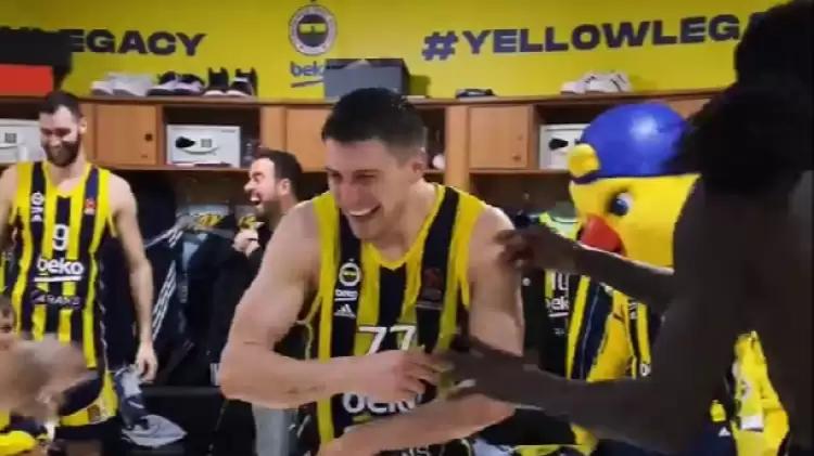 VİDEO I Fenerbahçe’den minik taraftarlara dev jest