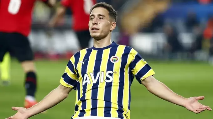 Transferde adı geçiyordu, sahaya çıktı... Emre Mor yayıncı kuruluşa takıldı!