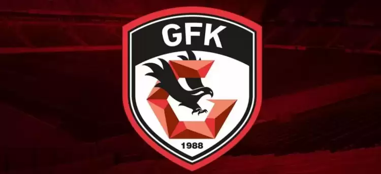 Gaziantep FK resmen açıkladı! İki futbolcunun sözleşmesi feshedildi...